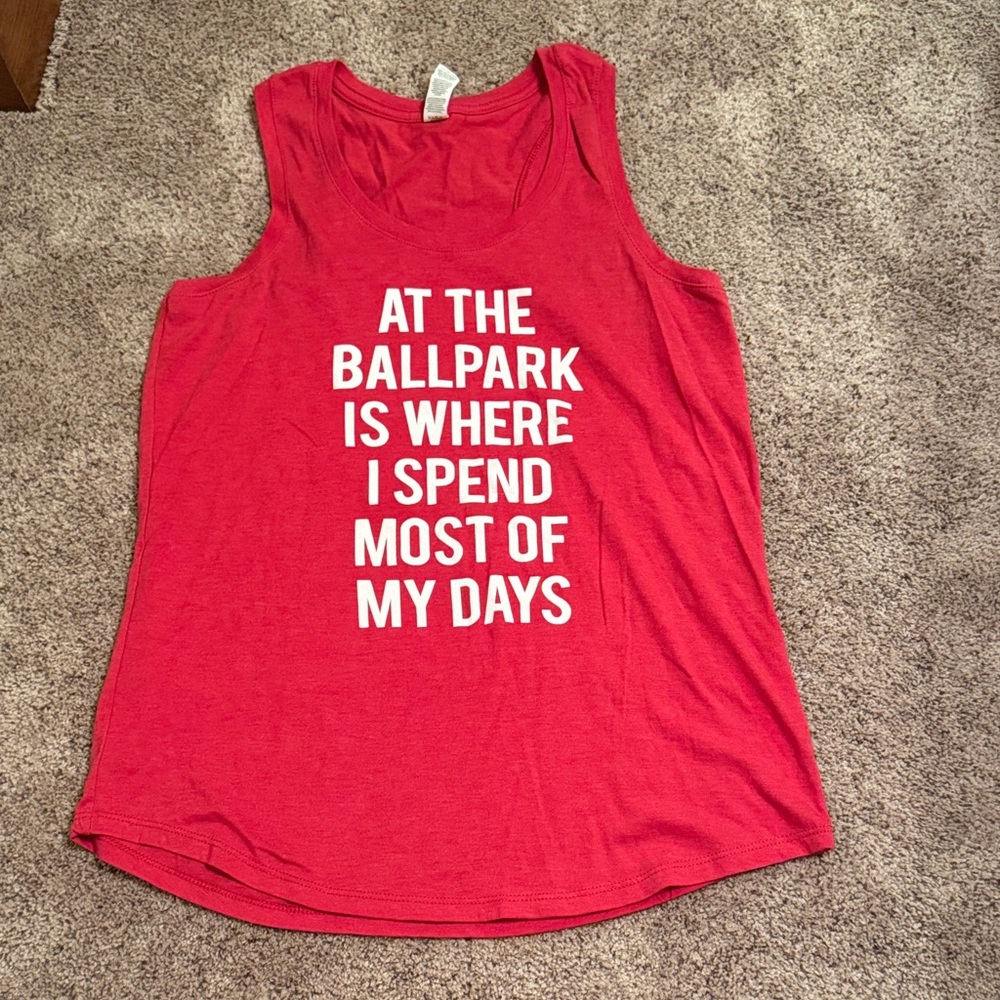 Red Graphic Tank Top. Size Large